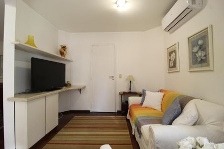 Apartamento para alugar com 220m², 3 quartos e 2 vagasSala