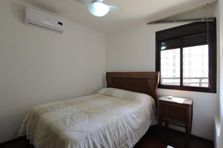 Apartamento para alugar com 220m², 3 quartos e 2 vagasQuarto 1