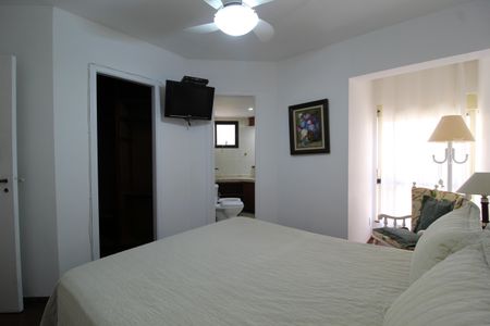 Apartamento para alugar com 220m², 3 quartos e 2 vagasQuarto 3 - Suíte