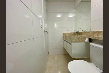 Apartamento para alugar com 65m², 1 quarto e 1 vaga Apartamento para alugar com 65m², 1 quarto e 1 vagaBanheiro da Suíte