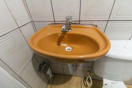 Casa à venda com 12m², 1 quarto e sem vaga Casa à venda com 12m², 1 quarto e sem vagaBanheiro