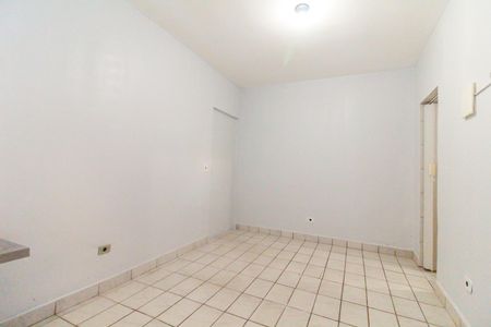 Casa à venda com 12m², 1 quarto e sem vaga Casa à venda com 12m², 1 quarto e sem vagaQuarto/Cozinha