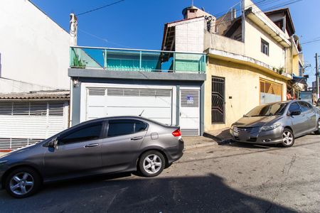 Casa à venda com 12m², 1 quarto e sem vaga Casa à venda com 12m², 1 quarto e sem vagaFachada
