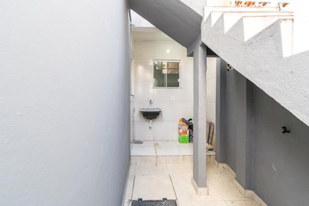Casa para alugar com 50m², 1 quarto e sem vagaÁrea de Serviço
