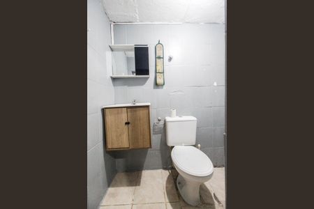 Casa para alugar com 76m², 2 quartos e 1 vagaBanheiro