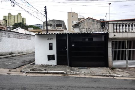 Casa para alugar com 76m², 2 quartos e 1 vagaFachada