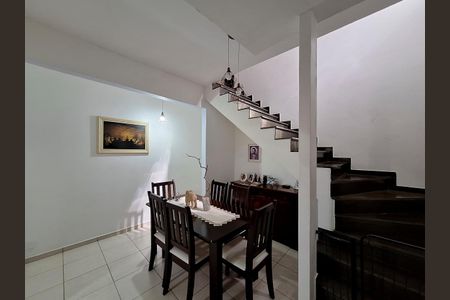 Casa à venda com 188m², 3 quartos e 1 vaga Casa à venda com 188m², 3 quartos e 1 vagaSala de jantar