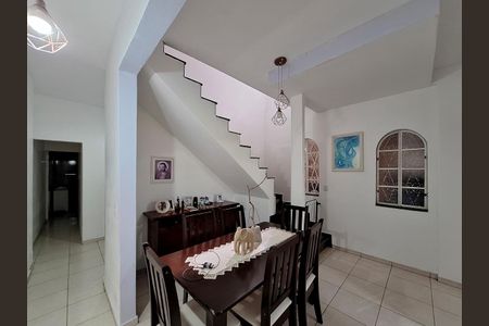 Casa à venda com 188m², 3 quartos e 1 vaga Casa à venda com 188m², 3 quartos e 1 vagaSala de jantar