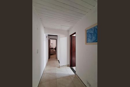 Casa à venda com 188m², 3 quartos e 1 vaga Casa à venda com 188m², 3 quartos e 1 vagaHall