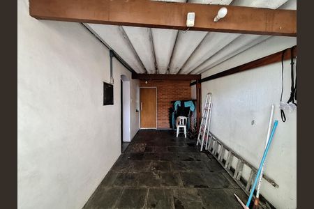 Casa à venda com 188m², 3 quartos e 1 vaga Casa à venda com 188m², 3 quartos e 1 vagaEntrada