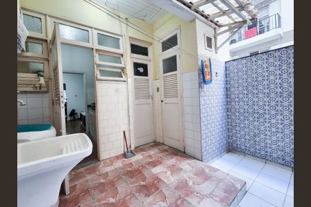 Apartamento à venda com 75m², 3 quartos e 1 vagaÁrea de serviço