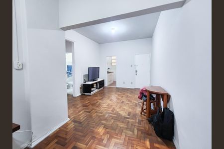 Apartamento à venda com 75m², 3 quartos e 1 vagaSala