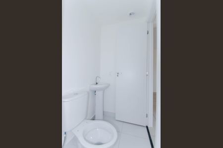 Apartamento à venda com 33m², 2 quartos e sem vaga Apartamento à venda com 33m², 2 quartos e sem vagaBanheiro