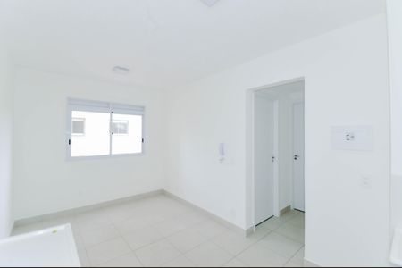 Apartamento à venda com 33m², 2 quartos e sem vaga Apartamento à venda com 33m², 2 quartos e sem vagaSala