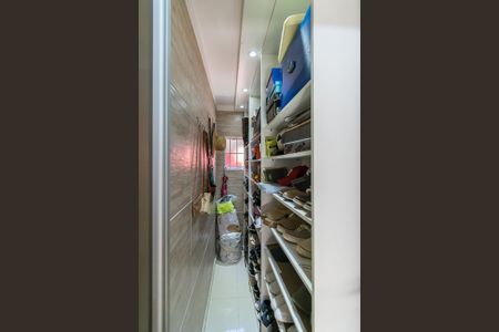 Casa à venda com 150m², 4 quartos e 3 vagas Casa à venda com 150m², 4 quartos e 3 vagas Suíte Closet