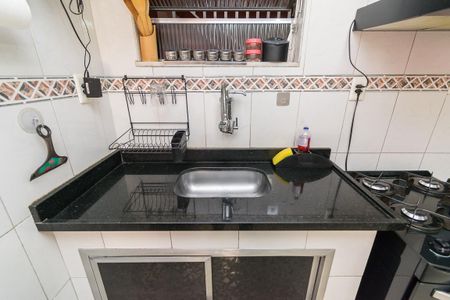 Casa à venda com 150m², 4 quartos e 3 vagas Casa à venda com 150m², 4 quartos e 3 vagasCozinha