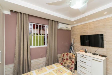 Casa à venda com 150m², 4 quartos e 3 vagas Casa à venda com 150m², 4 quartos e 3 vagas Suíte