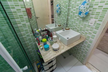 Casa à venda com 150m², 4 quartos e 3 vagas Casa à venda com 150m², 4 quartos e 3 vagasBanheiro da Suíte