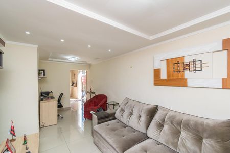 Casa à venda com 150m², 4 quartos e 3 vagas Casa à venda com 150m², 4 quartos e 3 vagas Sala