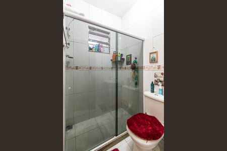 Casa à venda com 150m², 4 quartos e 3 vagas Casa à venda com 150m², 4 quartos e 3 vagasBanheiro Casa 2