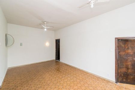 Casa para alugar com 160m², 1 quarto e 1 vagaSala
