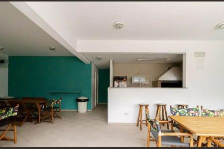 Apartamento à venda com 3 quartos, 70m² em Aclimação, São Paulo