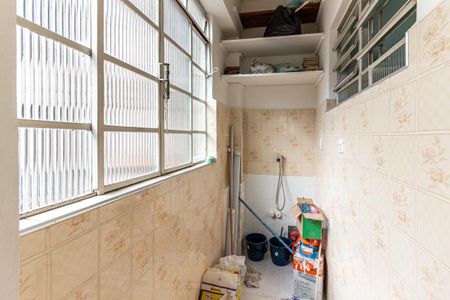 Apartamento à venda com 60m², 2 quartos e sem vaga Apartamento à venda com 60m², 2 quartos e sem vagaÁrea de Serviço