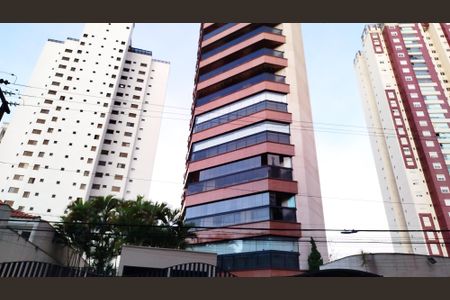 Apartamento à venda com 200m², 3 quartos e 3 vagasFachada