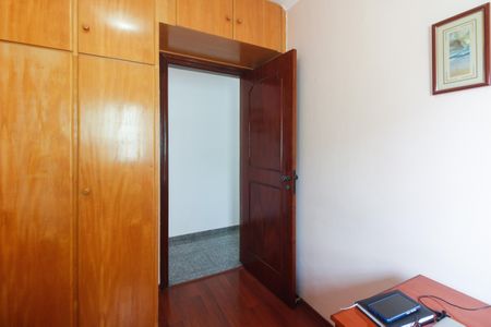 Casa à venda com 174m², 3 quartos e 3 vagasQuarto 2