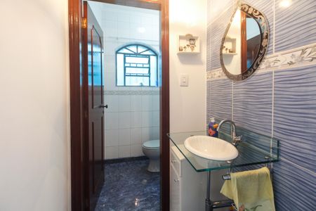 Casa à venda com 174m², 3 quartos e 3 vagasLavabo