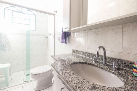 Casa à venda com 174m², 3 quartos e 3 vagasBanheiro Social