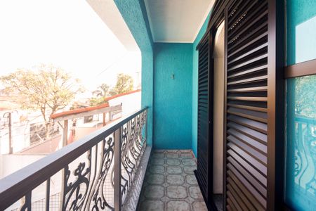 Casa à venda com 174m², 3 quartos e 3 vagasSuíte - Varanda