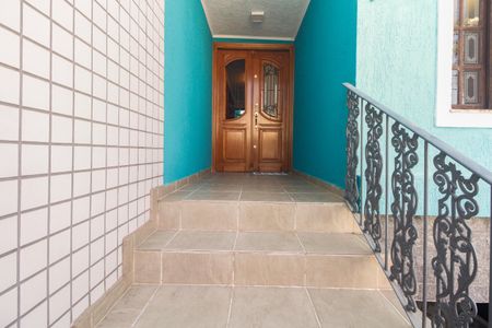 Casa à venda com 174m², 3 quartos e 3 vagasEntrada