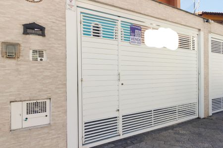 Casa à venda com 174m², 3 quartos e 3 vagasFachada