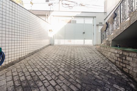 Casa à venda com 174m², 3 quartos e 3 vagasGaragem