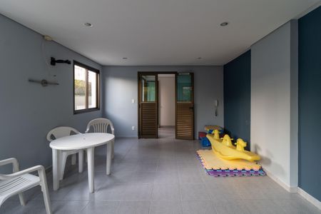 Apartamento à venda com 193m², 4 quartos e 5 vagas Apartamento à venda com 193m², 4 quartos e 5 vagasÁrea comum - Brinquedoteca