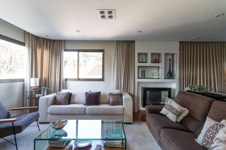 Apartamento à venda com 193m², 4 quartos e 5 vagas Apartamento à venda com 193m², 4 quartos e 5 vagasSala