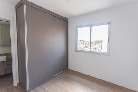 Apartamento para alugar com 60m², 2 quartos e 2 vagas Apartamento para alugar com 60m², 2 quartos e 2 vagasSuíte