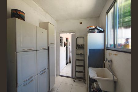 Casa à venda com 190m², 2 quartos e 2 vagasArea de serviço 