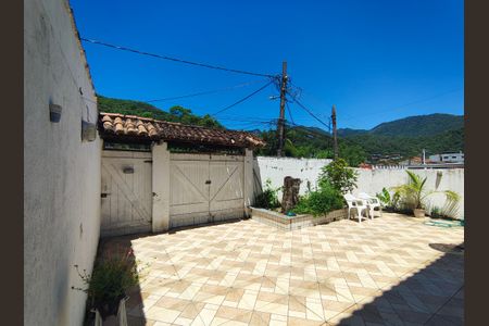 Casa à venda com 190m², 2 quartos e 2 vagasQuintal 