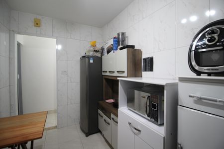 Apartamento à venda com 101m², 2 quartos e sem vagaCozinha