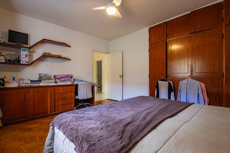 Casa à venda com 400m², 4 quartos e 5 vagas Casa à venda com 400m², 4 quartos e 5 vagasQuarto 3