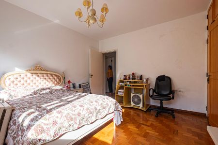 Casa à venda com 400m², 4 quartos e 5 vagas Casa à venda com 400m², 4 quartos e 5 vagasQuarto 2