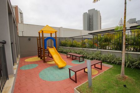 Apartamento para alugar com 47m², 1 quarto e 1 vaga Apartamento para alugar com 47m², 1 quarto e 1 vagaÁrea comum - Playground