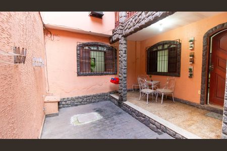 Casa à venda com 230m², 3 quartos e 2 vagas Casa à venda com 230m², 3 quartos e 2 vagasGaragem