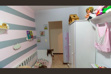 Casa à venda com 230m², 3 quartos e 2 vagas Casa à venda com 230m², 3 quartos e 2 vagasQuarto 2