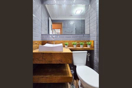 Apartamento à venda com 56m², 2 quartos e 1 vaga Apartamento à venda com 56m², 2 quartos e 1 vagaBanheiro Social