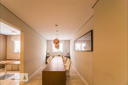 Apartamento à venda com 56m², 2 quartos e 1 vaga Apartamento à venda com 56m², 2 quartos e 1 vagaÁrea comum - Salão de festas