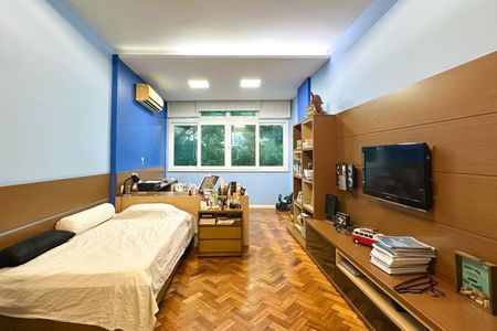 Apartamento à venda com 288m², 4 quartos e 2 vagasQuarto 04