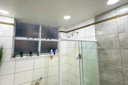 Apartamento à venda com 288m², 4 quartos e 2 vagasBanheiro da Suíte